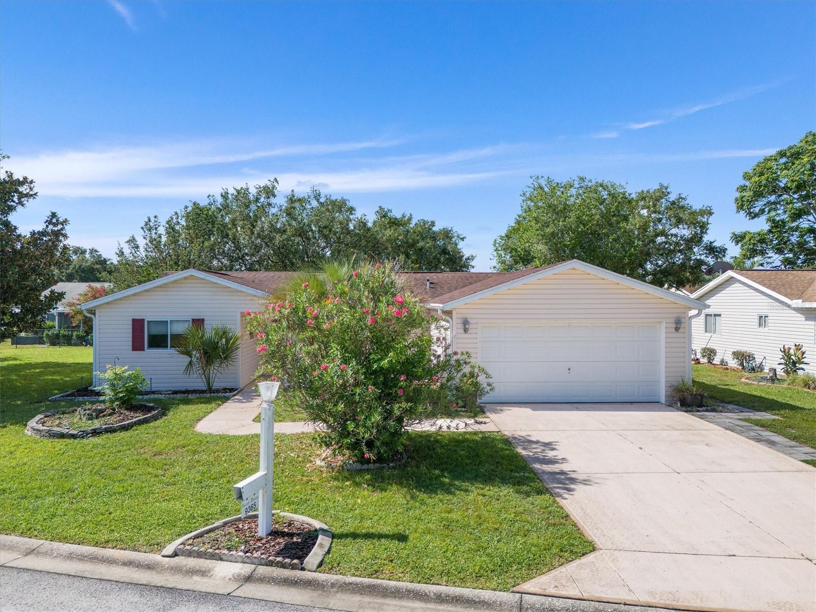 9365 SE 174th Loop, Summerfield, Florida 34491, 3 Bedrooms Bedrooms, ,2 BathroomsBathrooms,Residential,For Sale,174TH,OM662819
