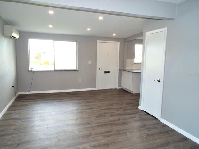 Dining room to Living Rm