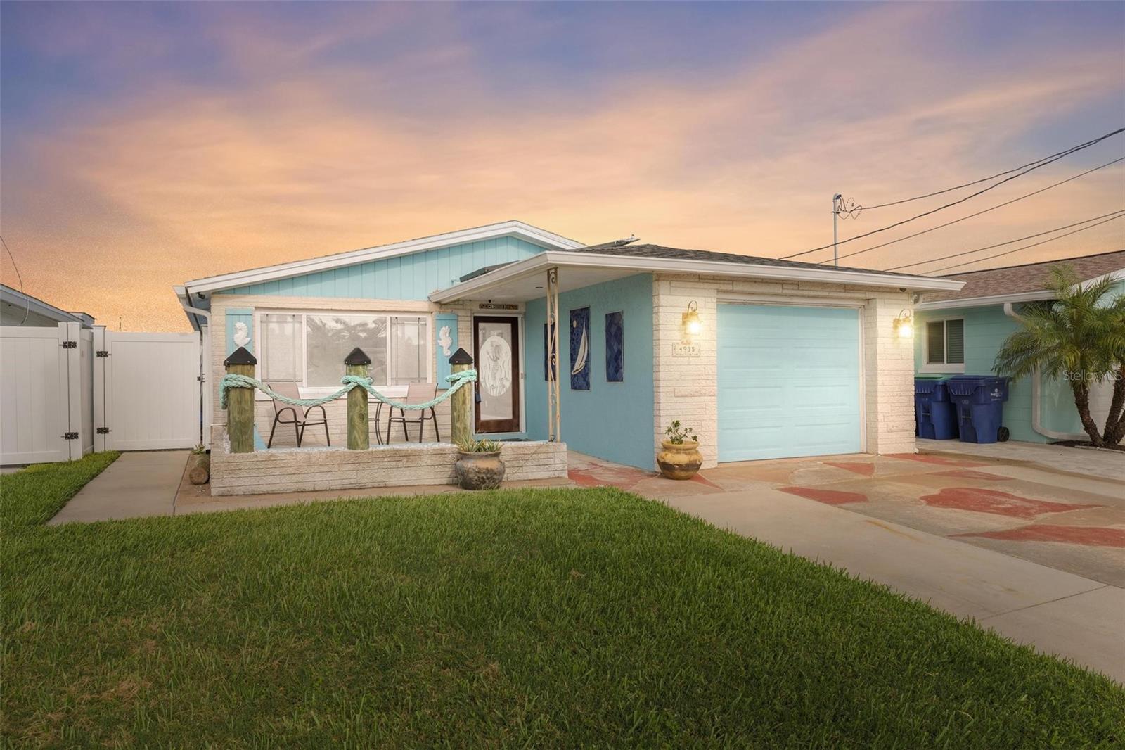 4935 Bonito Drive, New Port Richey, Florida 34652, 2 Bedrooms Bedrooms, ,2 BathroomsBathrooms,Residential,For Sale,BONITO,W7857314