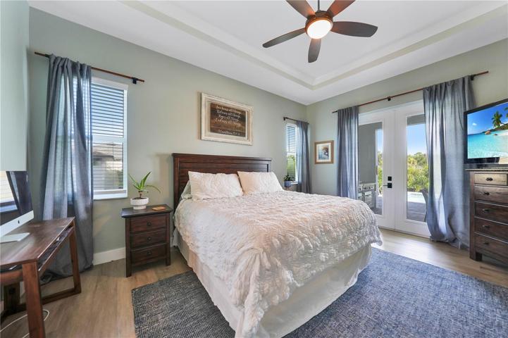 Mater Suite w/ 8' French Doors to Lanai