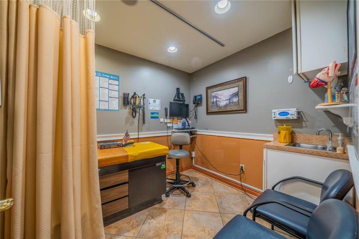 Exam room 4