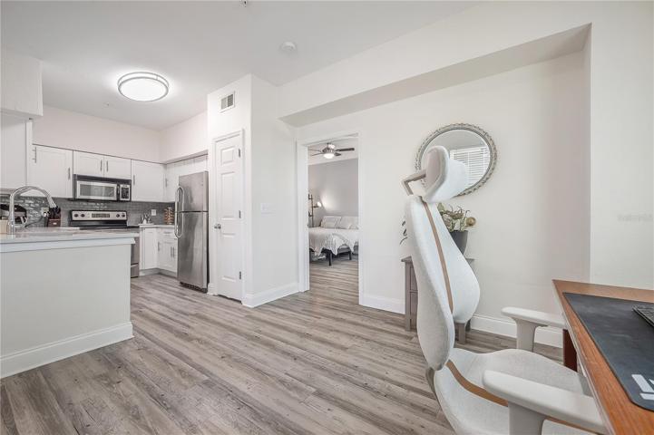 Dining room/office