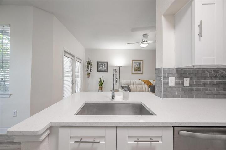 Kitchen overlooking livingroom