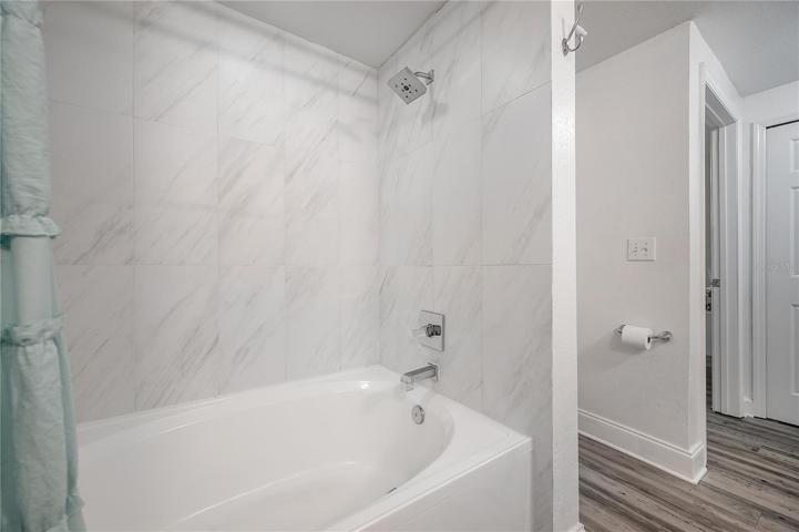 Newer garden tub