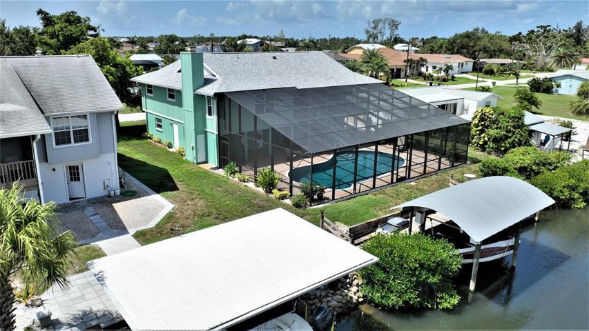 Covered boat dock