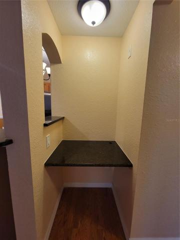 Built-in Desk