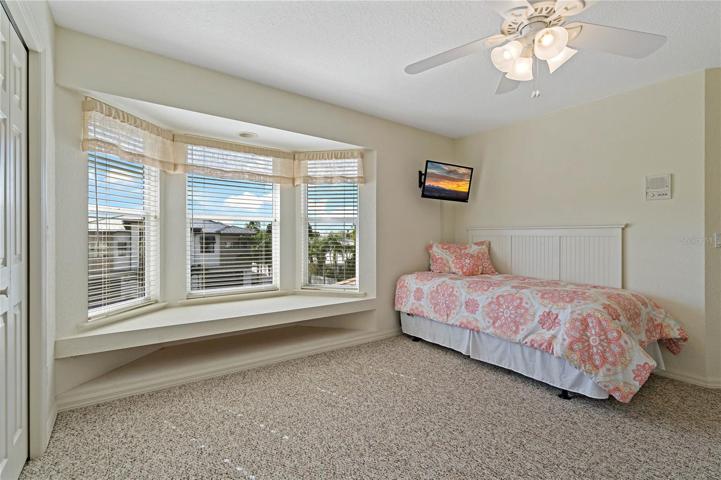 BEDROOM #4 ~ THIRD FLOOR ENSUITE!