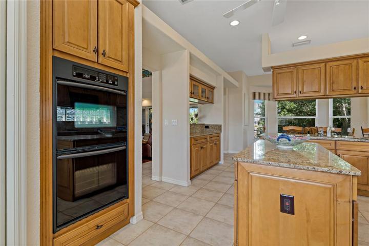 DOUBLE OVEN