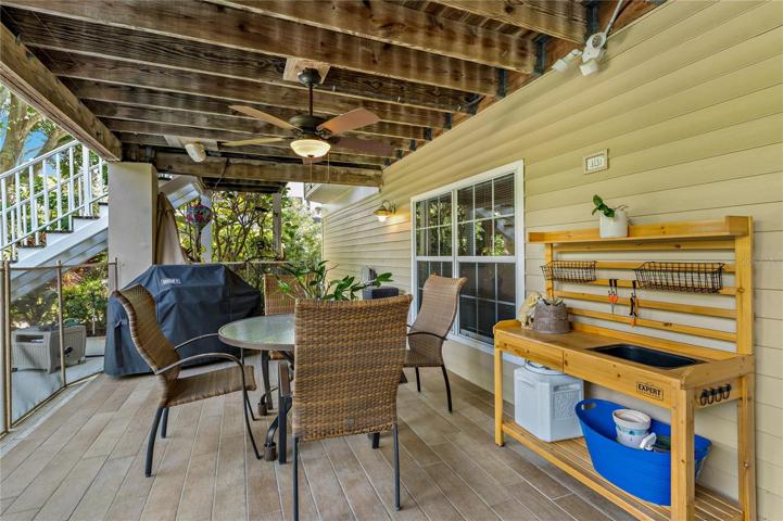 COVERED GROUND FLOOR PATIO!