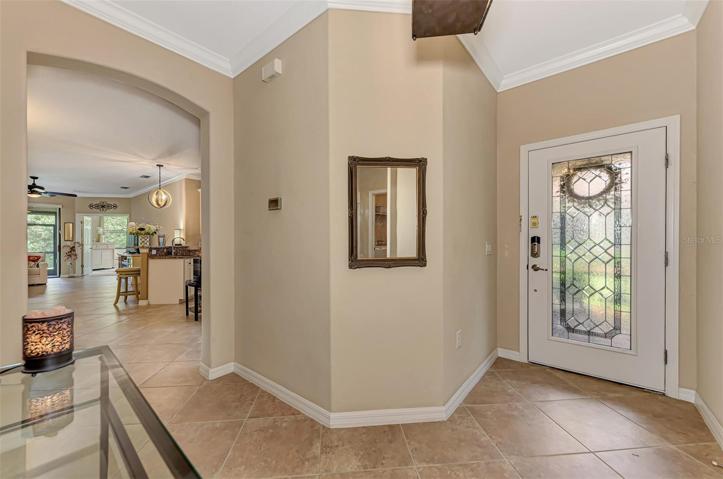 Foyer.