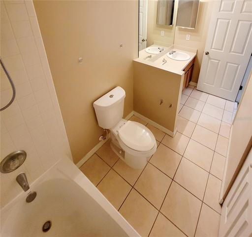 Bedroom 1 Bathroom