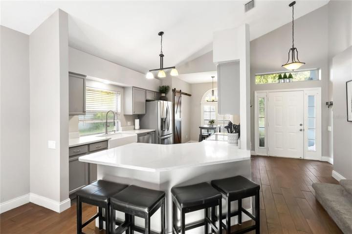 Quartz counters and breakfast bar