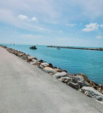 Nokomis Beach