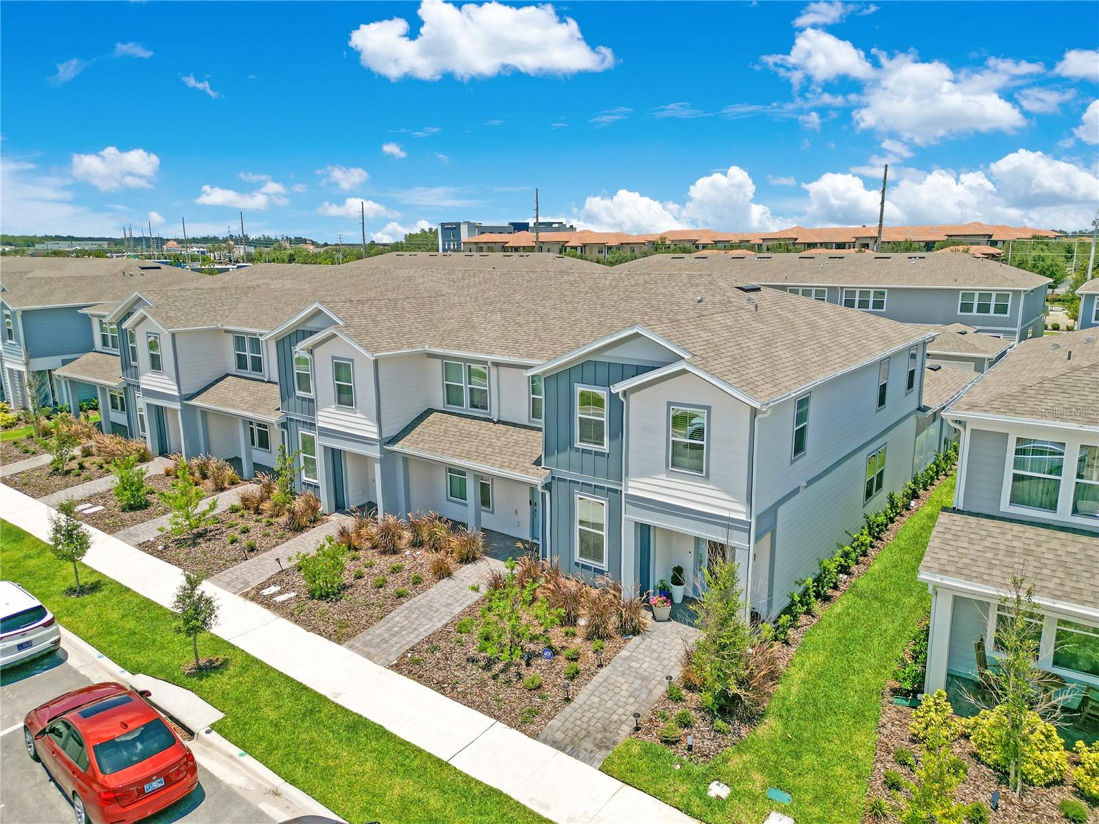 Orlando, Florida 32827, 4 Bedrooms Bedrooms, ,3 BathroomsBathrooms,Residential,For Sale,O6134747