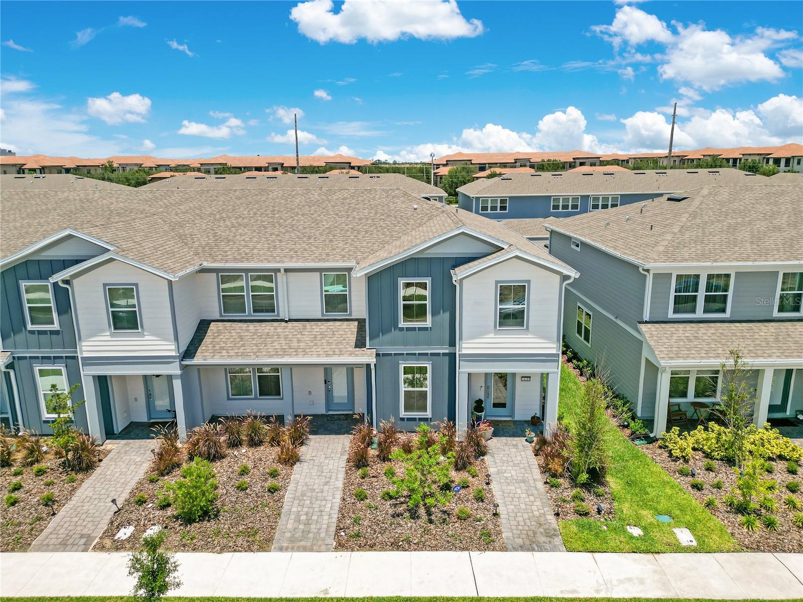 Orlando, Florida 32827, 4 Bedrooms Bedrooms, ,3 BathroomsBathrooms,Residential,For Sale,O6134747