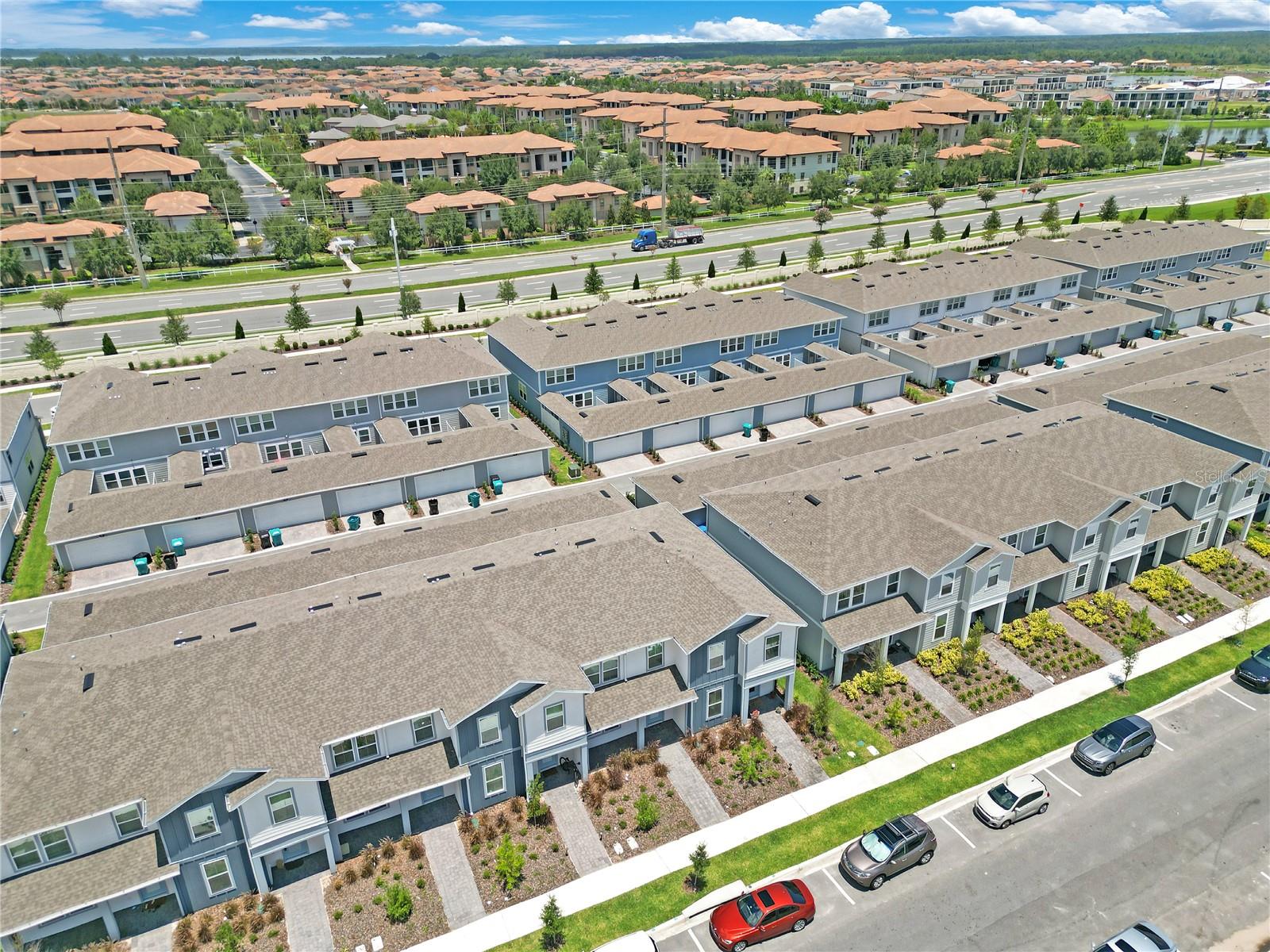 Orlando, Florida 32827, 4 Bedrooms Bedrooms, ,3 BathroomsBathrooms,Residential,For Sale,O6134747
