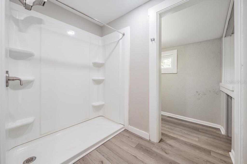 Upstairs Bath