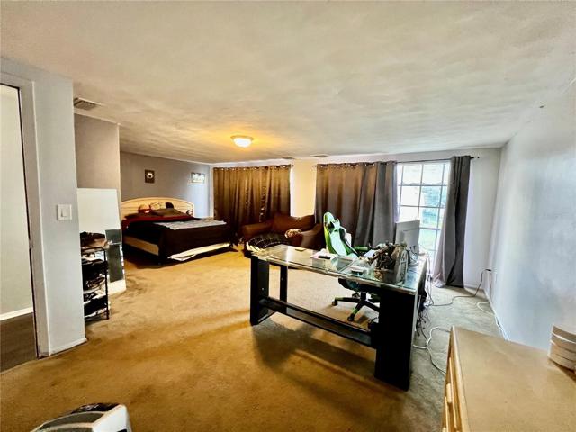 LARGE UPSTAIRS MASTER BEDROOM USE TO BE 2 BEDROOMS