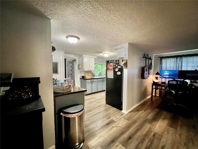 KITCHEN AND FAMILY ROOM
