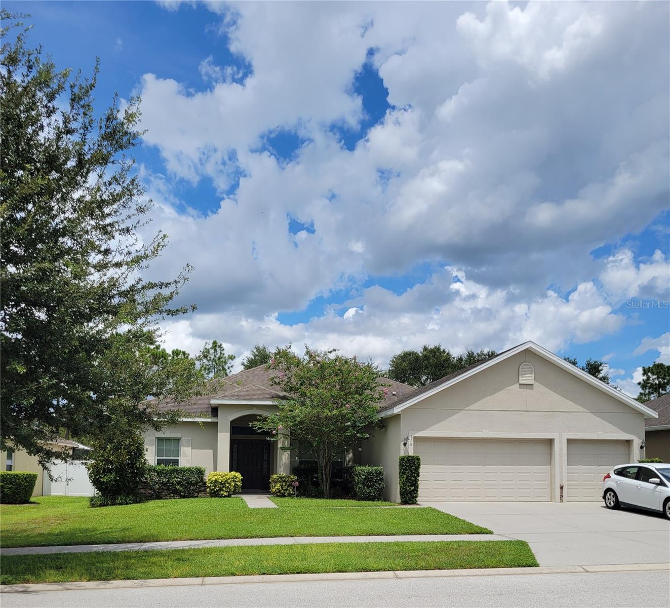 115 Blackstone Creek Road, Groveland, Florida 34736, 4 Bedrooms Bedrooms, ,2 BathroomsBathrooms,Residential,For Sale,BLACKSTONE CREEK,O6134820