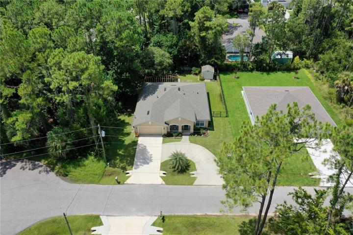 At end of Cul-de-sac street - privacy