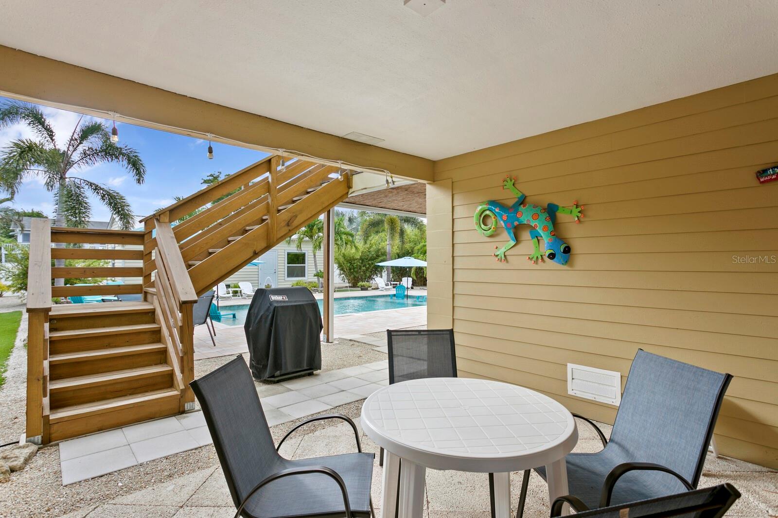 4503 Covered Patio