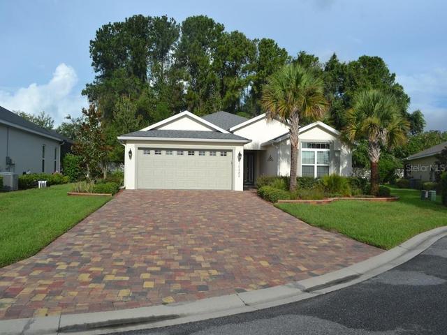 Yes this lovely home is a honey. Priced comfortably considering the upgrades private back yard, and Cul de Sac with just the best neighbors ever! Make this your home today, call Gerry 