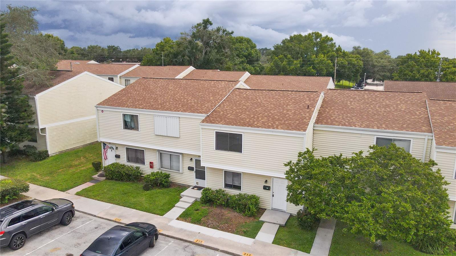 217 Debora Court, Altamonte Springs, Florida 32701, 3 Bedrooms Bedrooms, ,3 BathroomsBathrooms,Residential,For Sale,DEBORA,O6134887
