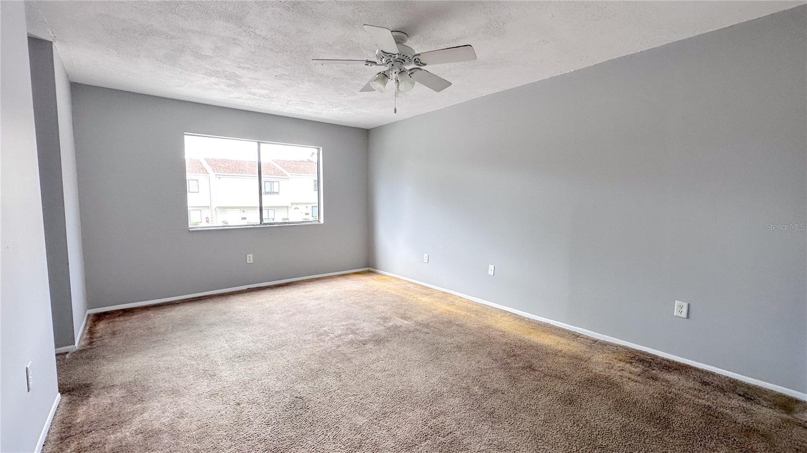 217 Debora Court, Altamonte Springs, Florida 32701, 3 Bedrooms Bedrooms, ,3 BathroomsBathrooms,Residential,For Sale,DEBORA,O6134887