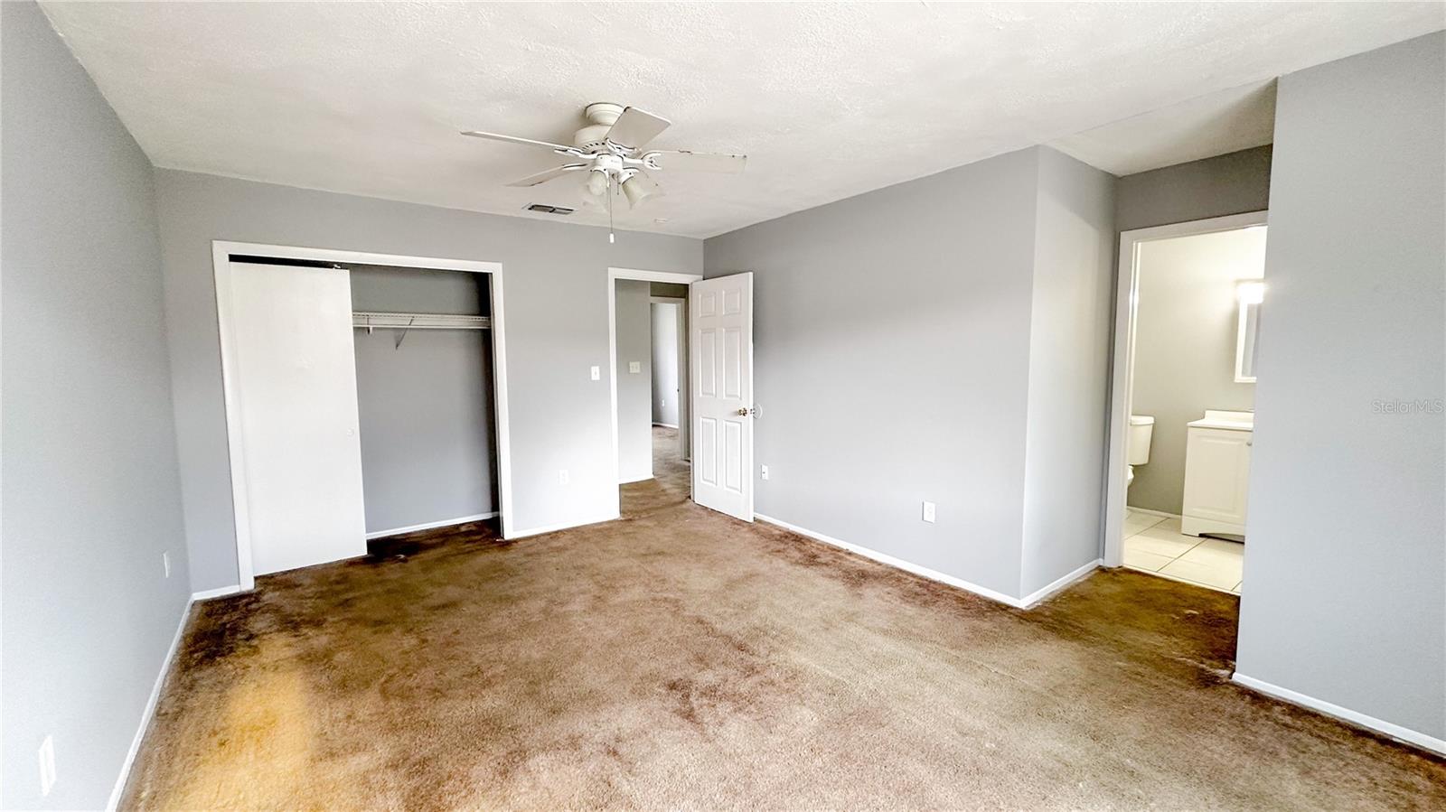 217 Debora Court, Altamonte Springs, Florida 32701, 3 Bedrooms Bedrooms, ,3 BathroomsBathrooms,Residential,For Sale,DEBORA,O6134887