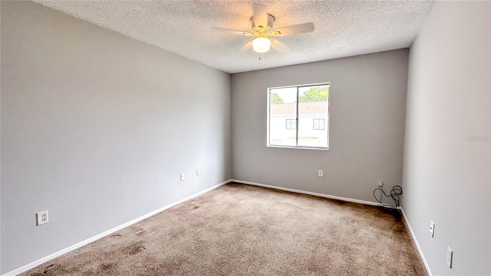 217 Debora Court, Altamonte Springs, Florida 32701, 3 Bedrooms Bedrooms, ,3 BathroomsBathrooms,Residential,For Sale,DEBORA,O6134887
