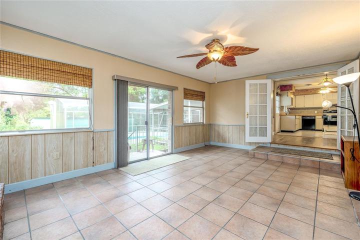 sliding doors to back yard