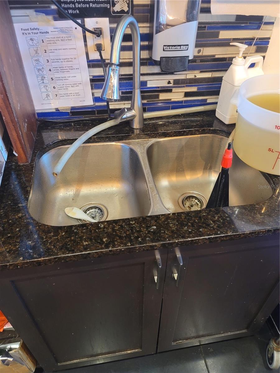 Kitchen sink