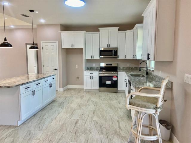Dining to Kitchen