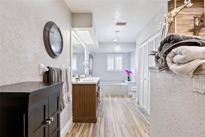 Personal spa like master bath