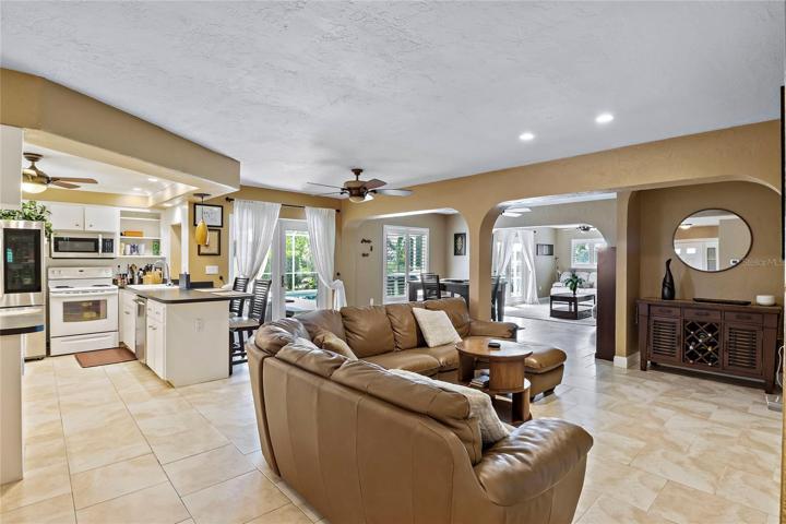 Front living space, sliding door to lanai/pool