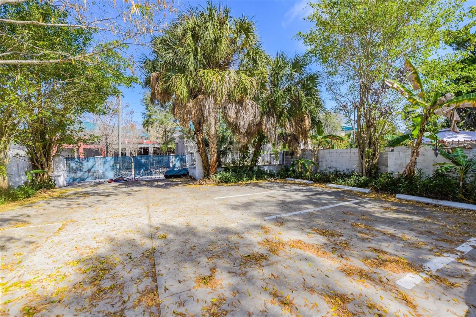 830 Central Avenue, Sarasota, Florida 34236, ,Commercial Sale,For Sale,CENTRAL,D6132038