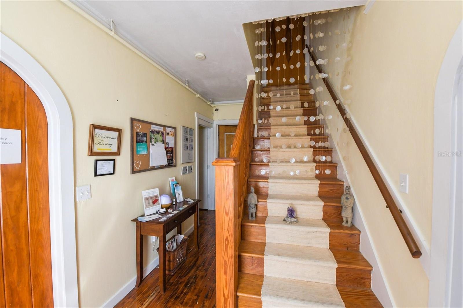 830 Central Avenue, Sarasota, Florida 34236, ,Commercial Sale,For Sale,CENTRAL,D6132038