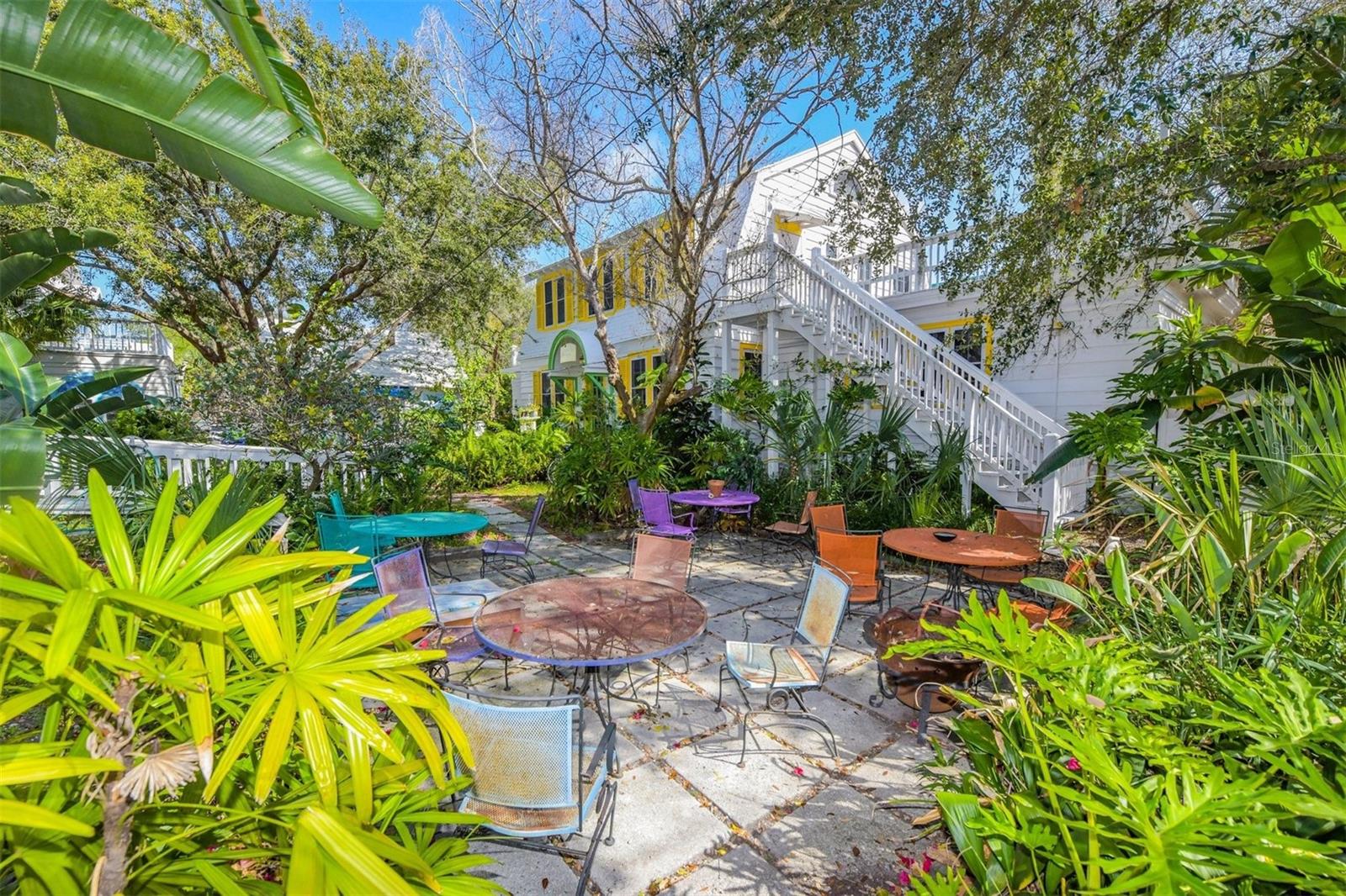 830 Central Avenue, Sarasota, Florida 34236, ,Commercial Sale,For Sale,CENTRAL,D6132038