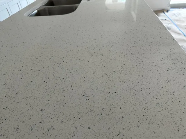 Quartz countertop
