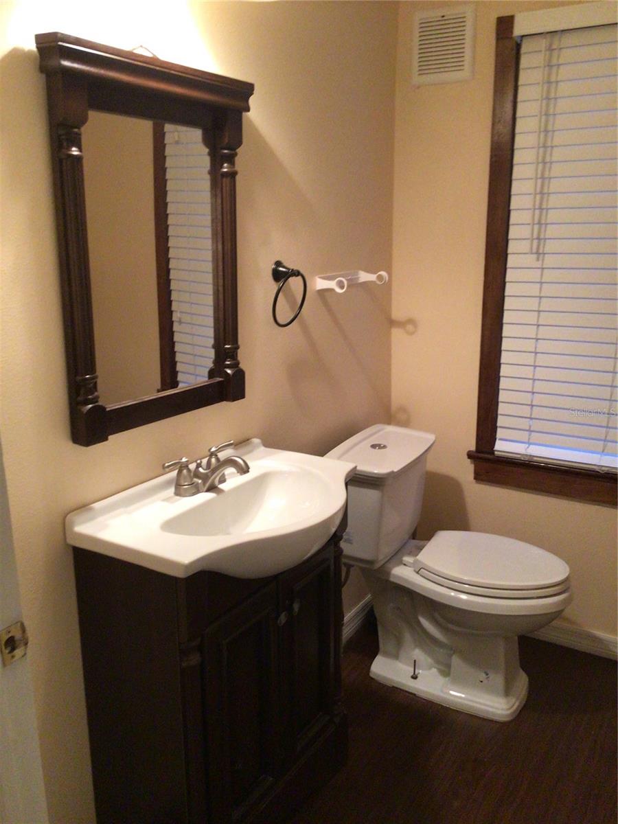 28 N Bumby Avenue, Orlando, Florida 32803, ,Commercial Sale,For Sale,BUMBY,O6135051