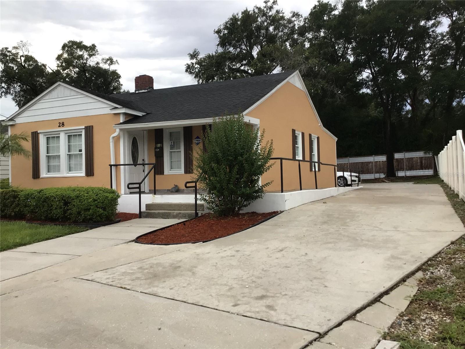28 N Bumby Avenue, Orlando, Florida 32803, ,Commercial Sale,For Sale,BUMBY,O6135051