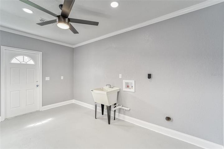 Laundry room off from kitchen