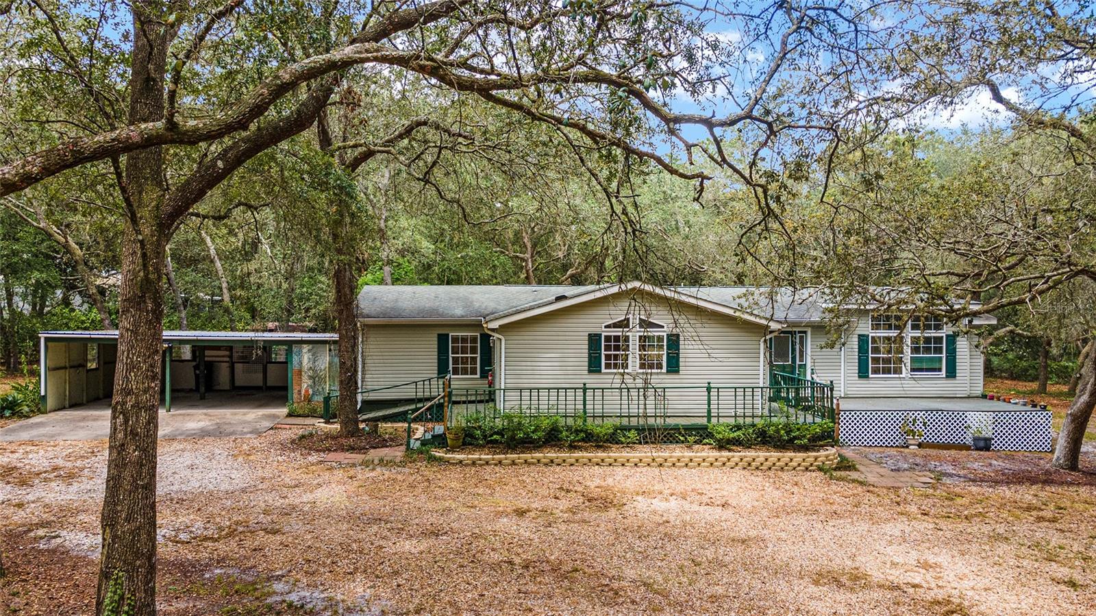 2188 County Road 245d, Oxford, Florida 34484, 3 Bedrooms Bedrooms, ,2 BathroomsBathrooms,Residential,For Sale,COUNTY ROAD 245D,OM663053