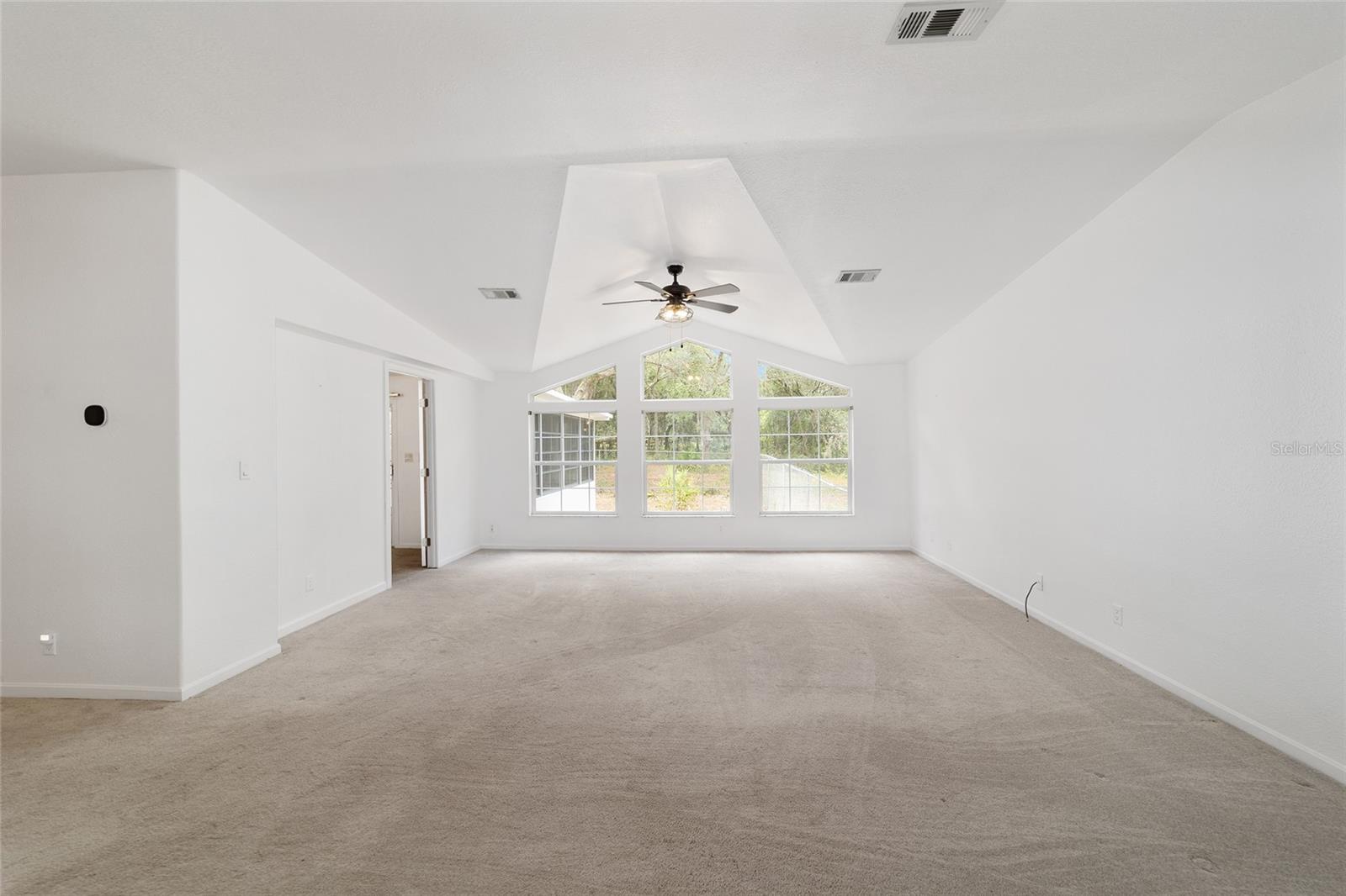 2188 County Road 245d, Oxford, Florida 34484, 3 Bedrooms Bedrooms, ,2 BathroomsBathrooms,Residential,For Sale,COUNTY ROAD 245D,OM663053