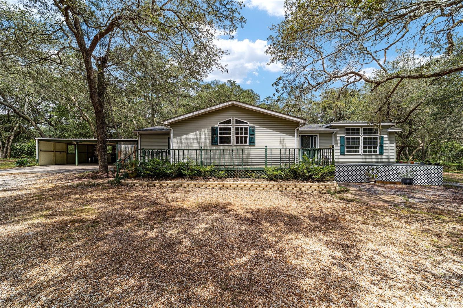 2188 County Road 245d, Oxford, Florida 34484, 3 Bedrooms Bedrooms, ,2 BathroomsBathrooms,Residential,For Sale,COUNTY ROAD 245D,OM663053