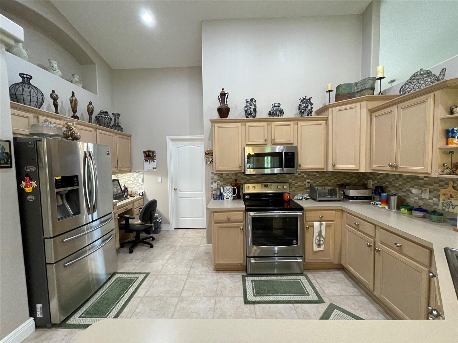 306 Way Point Drive, Groveland, Florida 34736, 3 Bedrooms Bedrooms, ,2 BathroomsBathrooms,Residential,For Sale,WAY POINT,O6135151