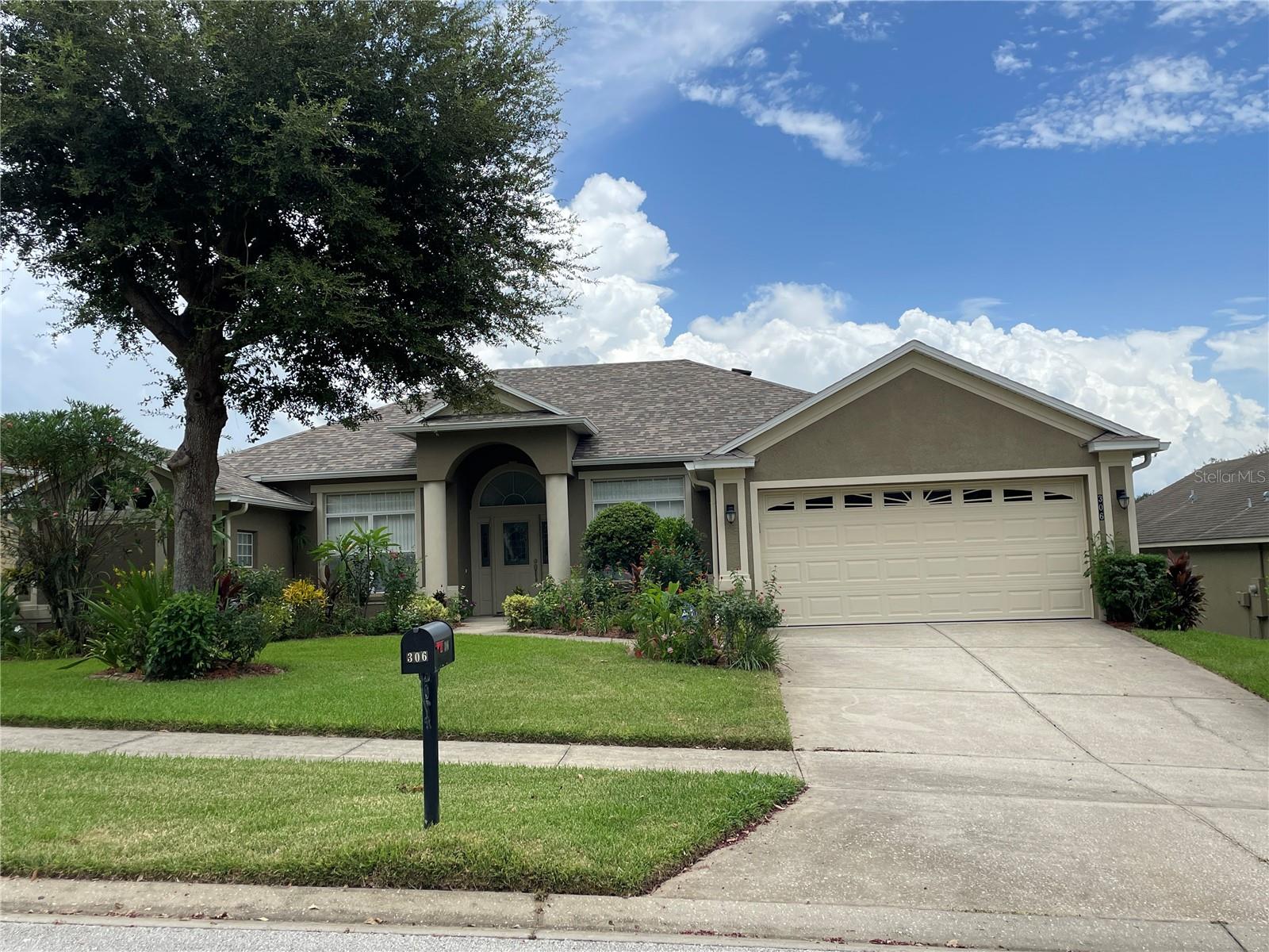 306 Way Point Drive, Groveland, Florida 34736, 3 Bedrooms Bedrooms, ,2 BathroomsBathrooms,Residential,For Sale,WAY POINT,O6135151
