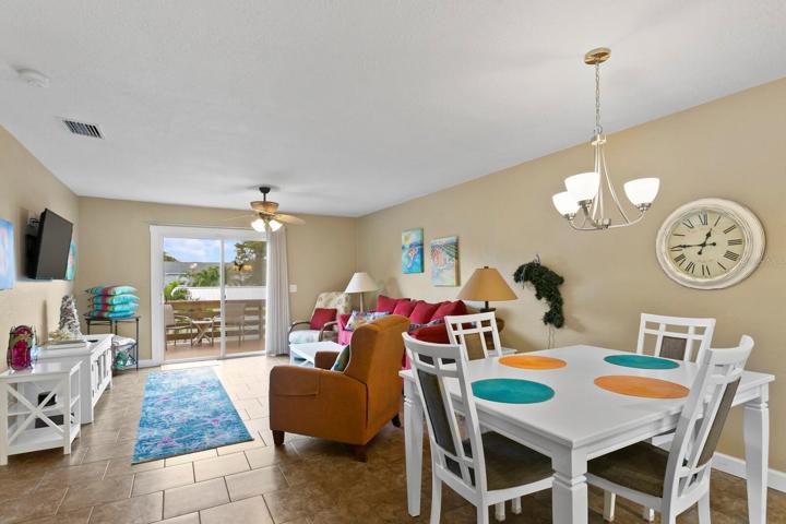 4503 Living Room / Dining Area