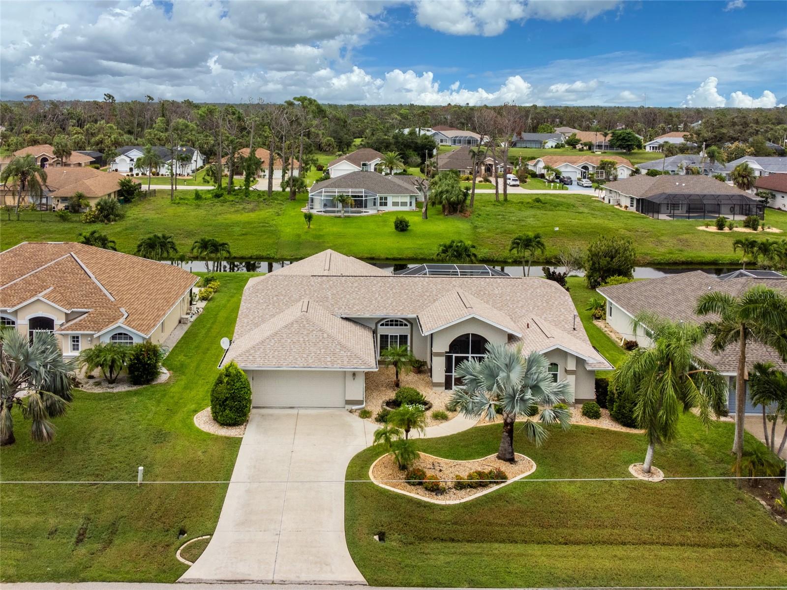 Welcome to 110 Broadmoor Lane in Rotonda West Broadmoor!